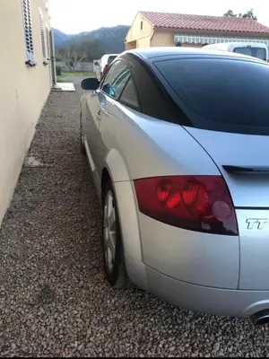 Belle Audi Coupé - Déménagement, petit prix à débattre - Miniature 4