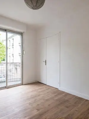 LOCATION Appartement T4 de 99m² à LAON - Miniature 3