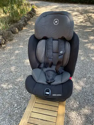 Siège auto Bébé Confort Titan groupe 1/2/3 ISOFIX