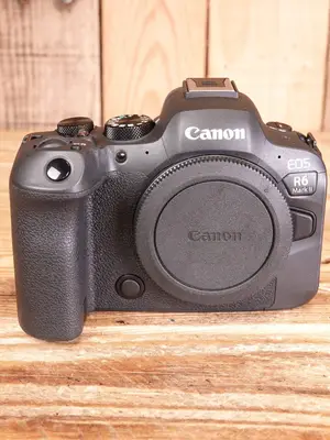 Canon EOS R6 Mark II