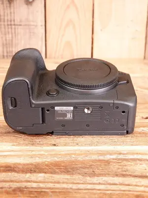 Canon EOS R6 Mark II - Miniature 4