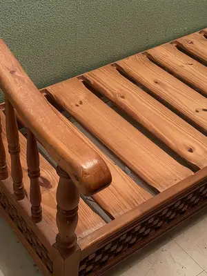 2 Sedari marocain forme L en bois - Bon état