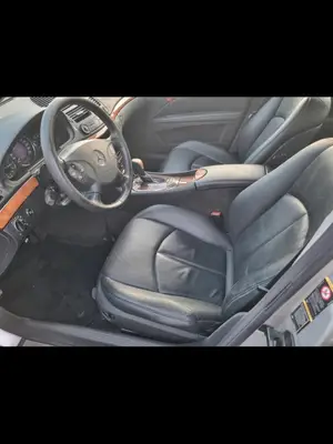 Mercedes E240 Elegance à récupérer en Allemagne - Miniature 4