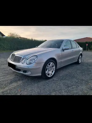 Mercedes E240 Elegance à récupérer en Allemagne