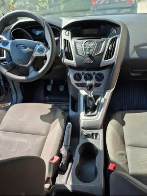 Ford Focus - Miniature 4