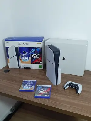PS5 Slim 1To avec lecteur + 2 jeux + manette - Miniature 3