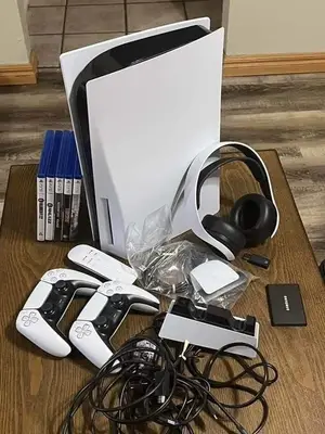 PlayStation 5 Neuve - Complète avec Reçu - Miniature 2