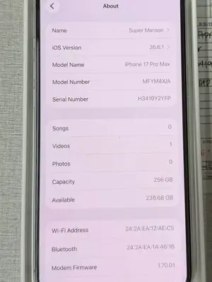 iPhone 17 Pro Max 256 Go argent, neuf, débloqué et sous garantie Apple - Miniature 2