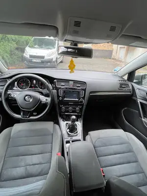 Volkswagen Golf 7 1.4 essence 2013