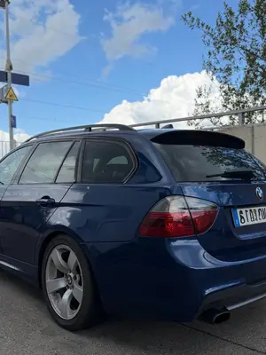 BMW 320d Pack M Bleu Le Mans - Miniature 2