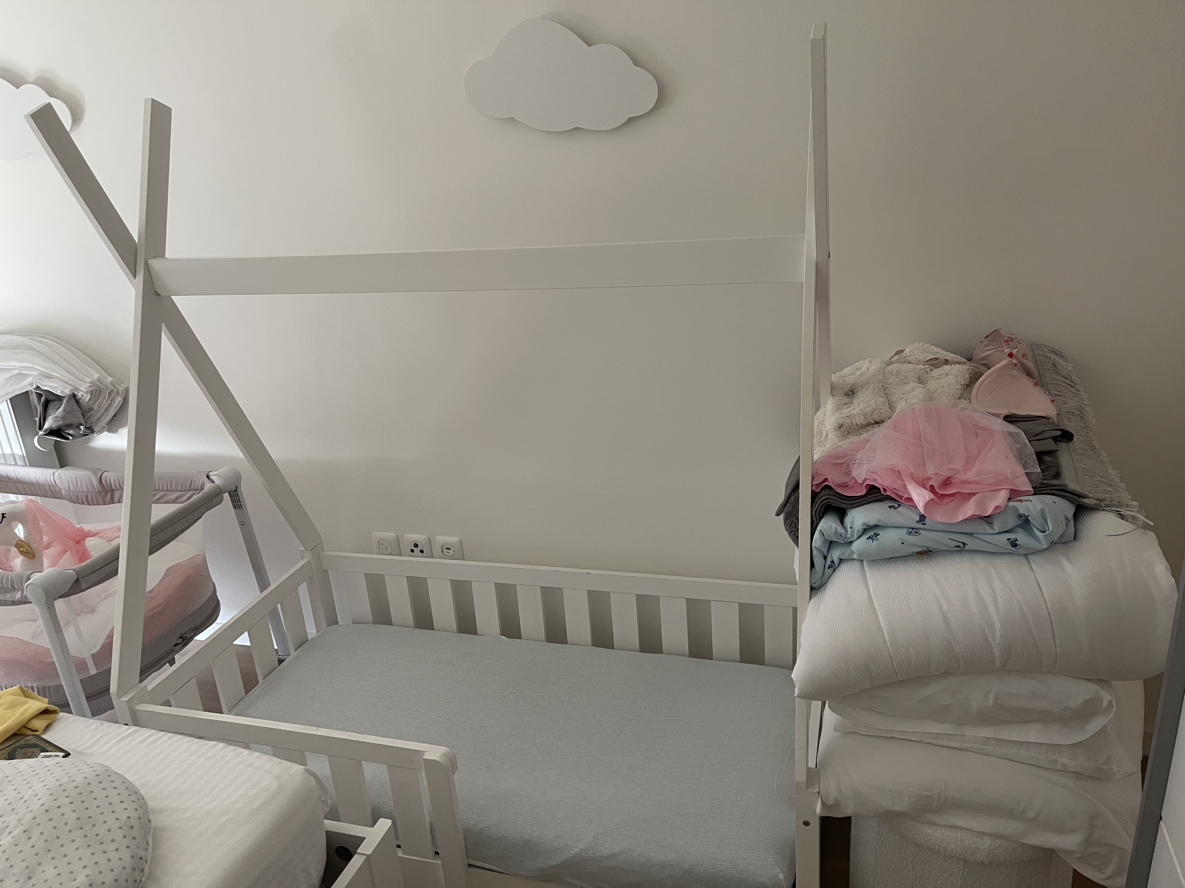 Vente d'un lit enfant 75x140 - Miniature 2