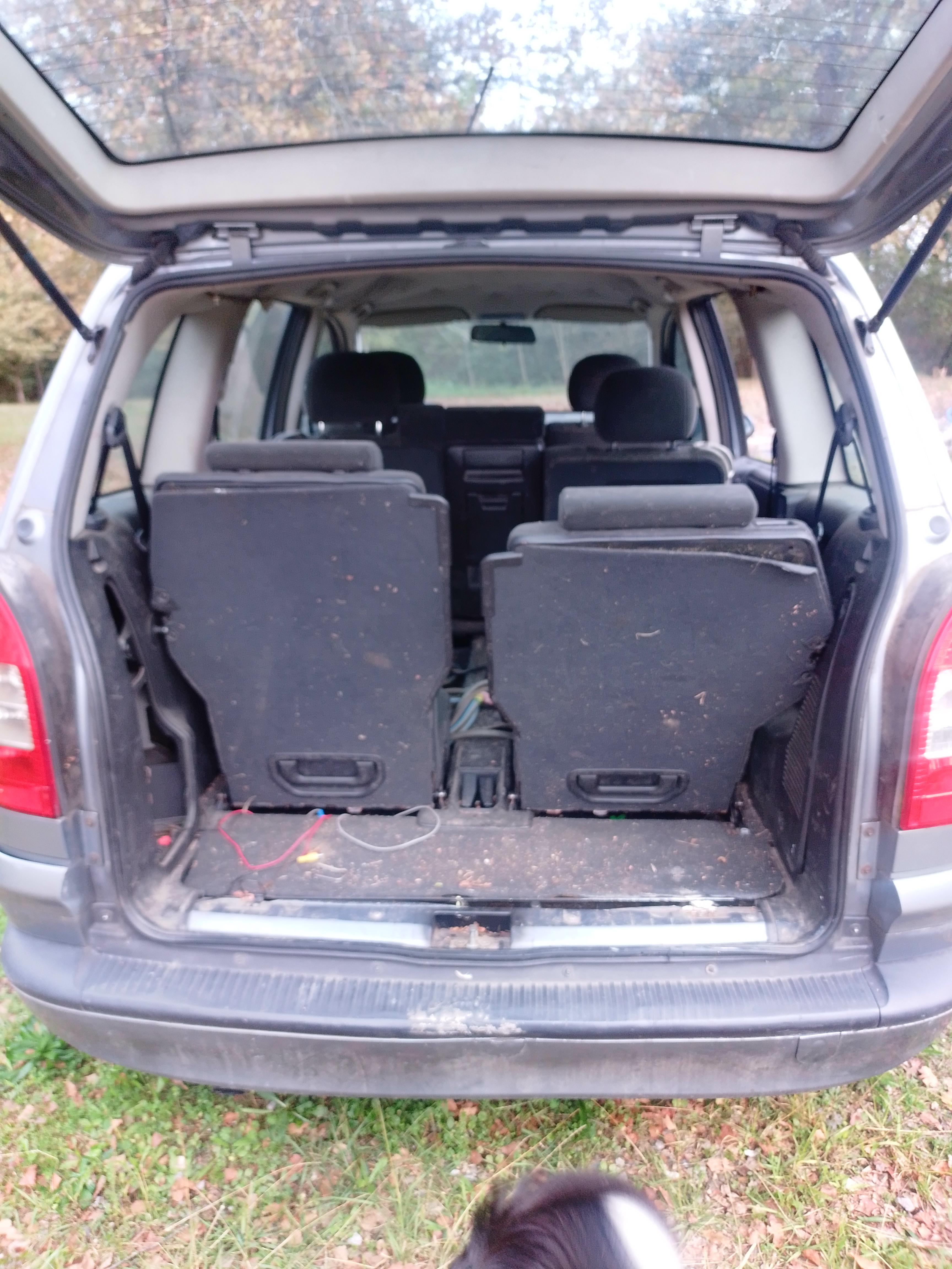 Opel Zafira A d' occasion 2004 - Miniature 3