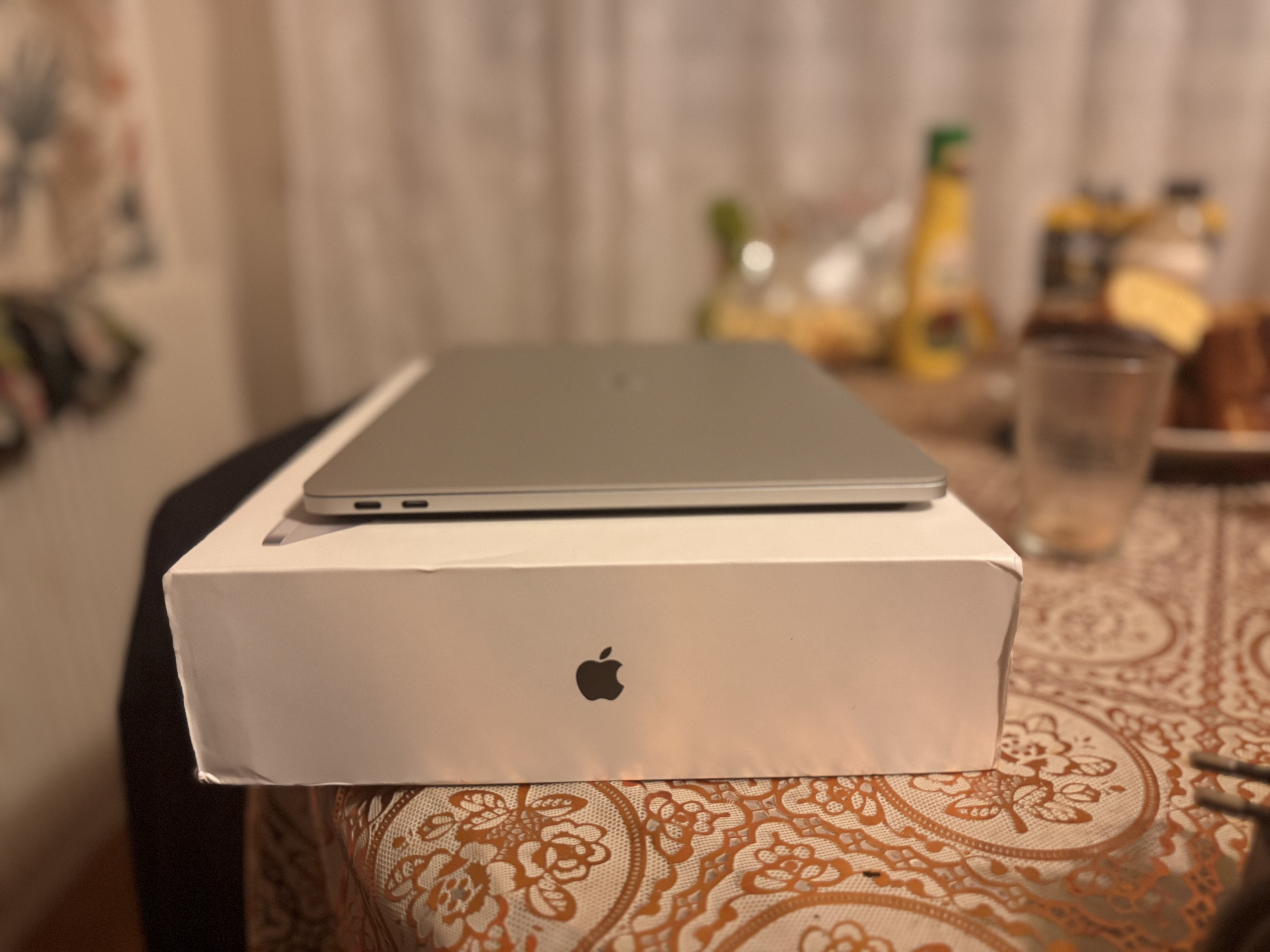 Je vend mon Apple ne tres bonne etat come le neuf - Miniature 3
