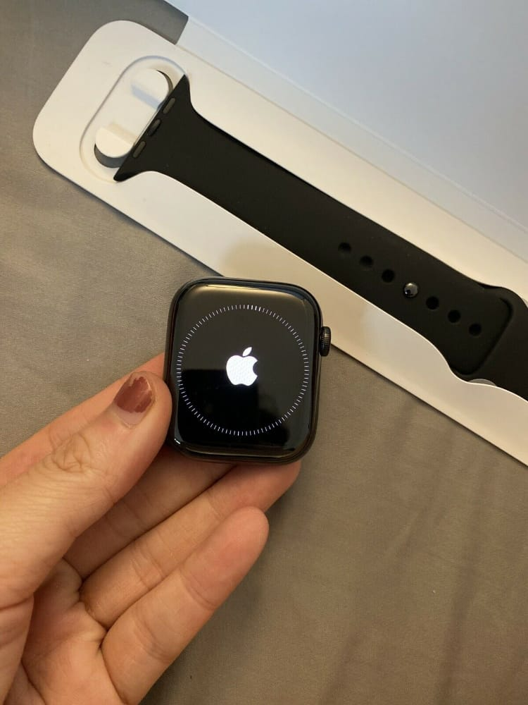 Apple Watch Series 7 45 mn