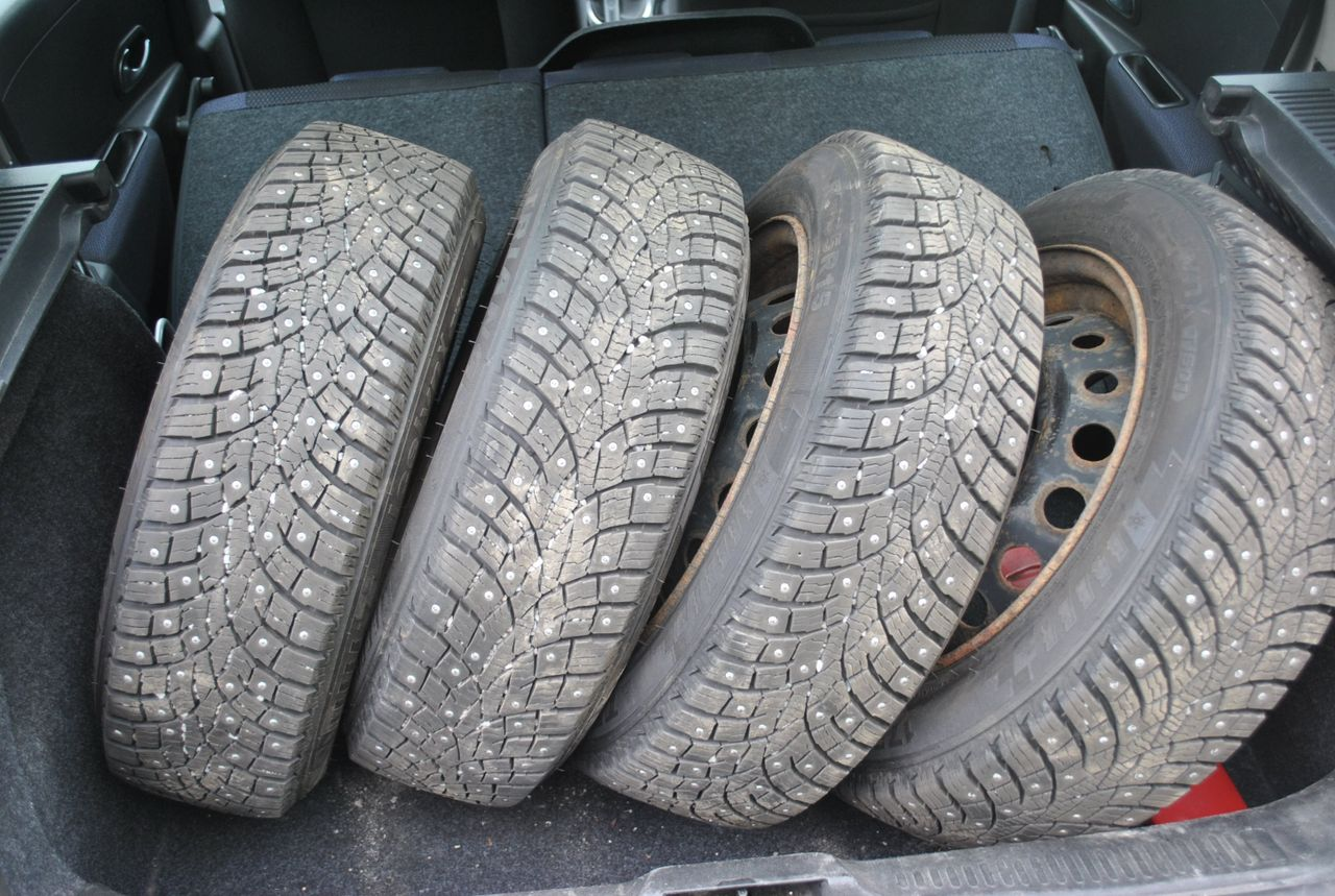 Renault CLIO 1.1-75