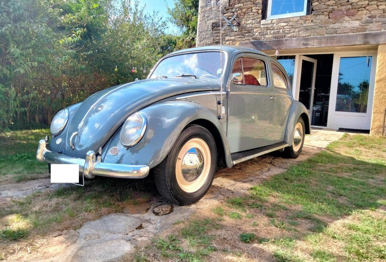 VOLKSWAGEN Coccinelle