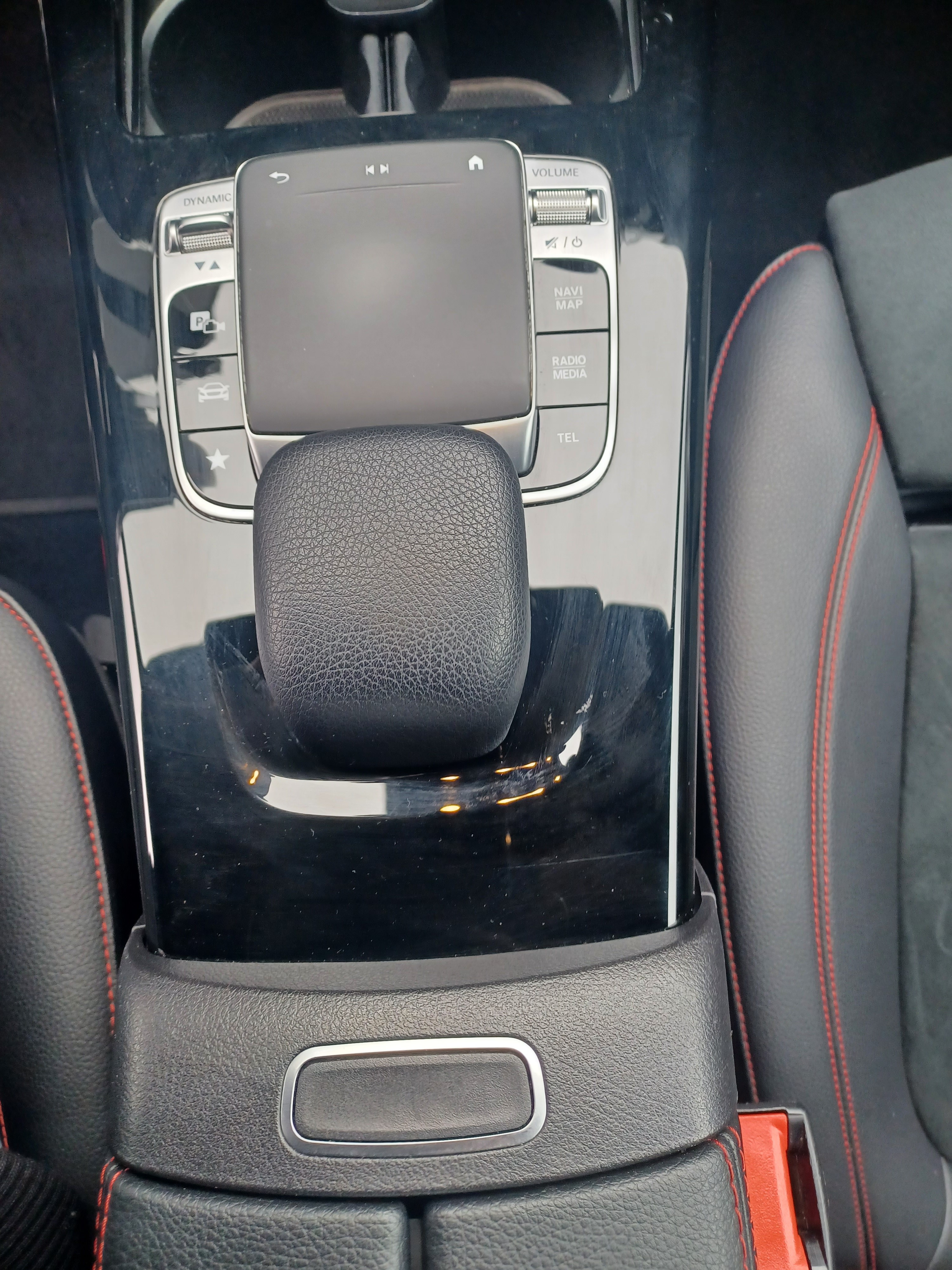 Mercedes CLA 200 7G-DCT AMG LINE à vendre - Miniature 16