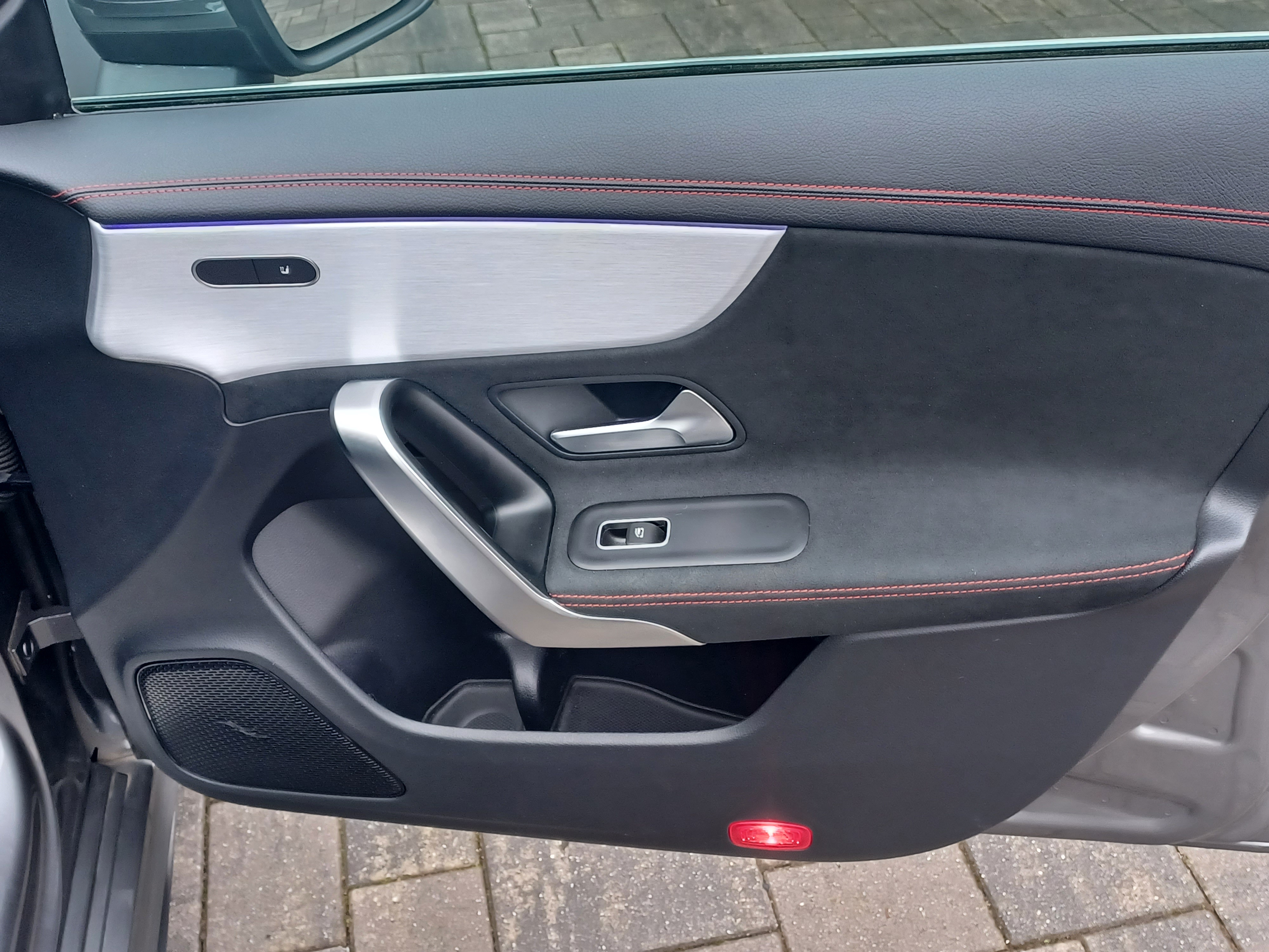 Mercedes CLA 200 7G-DCT AMG LINE à vendre - Miniature 4