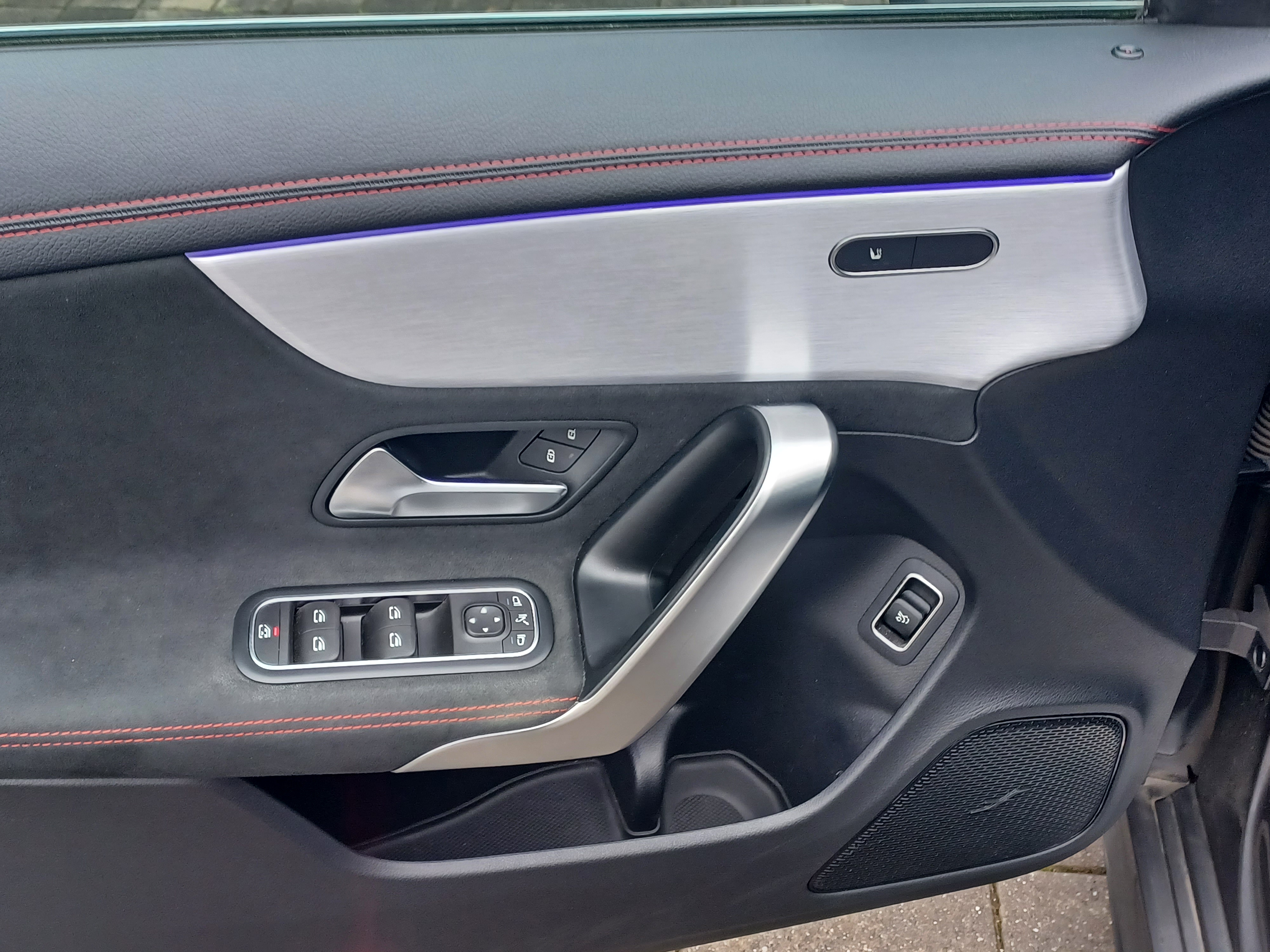 Mercedes CLA 200 7G-DCT AMG LINE à vendre - Miniature 17