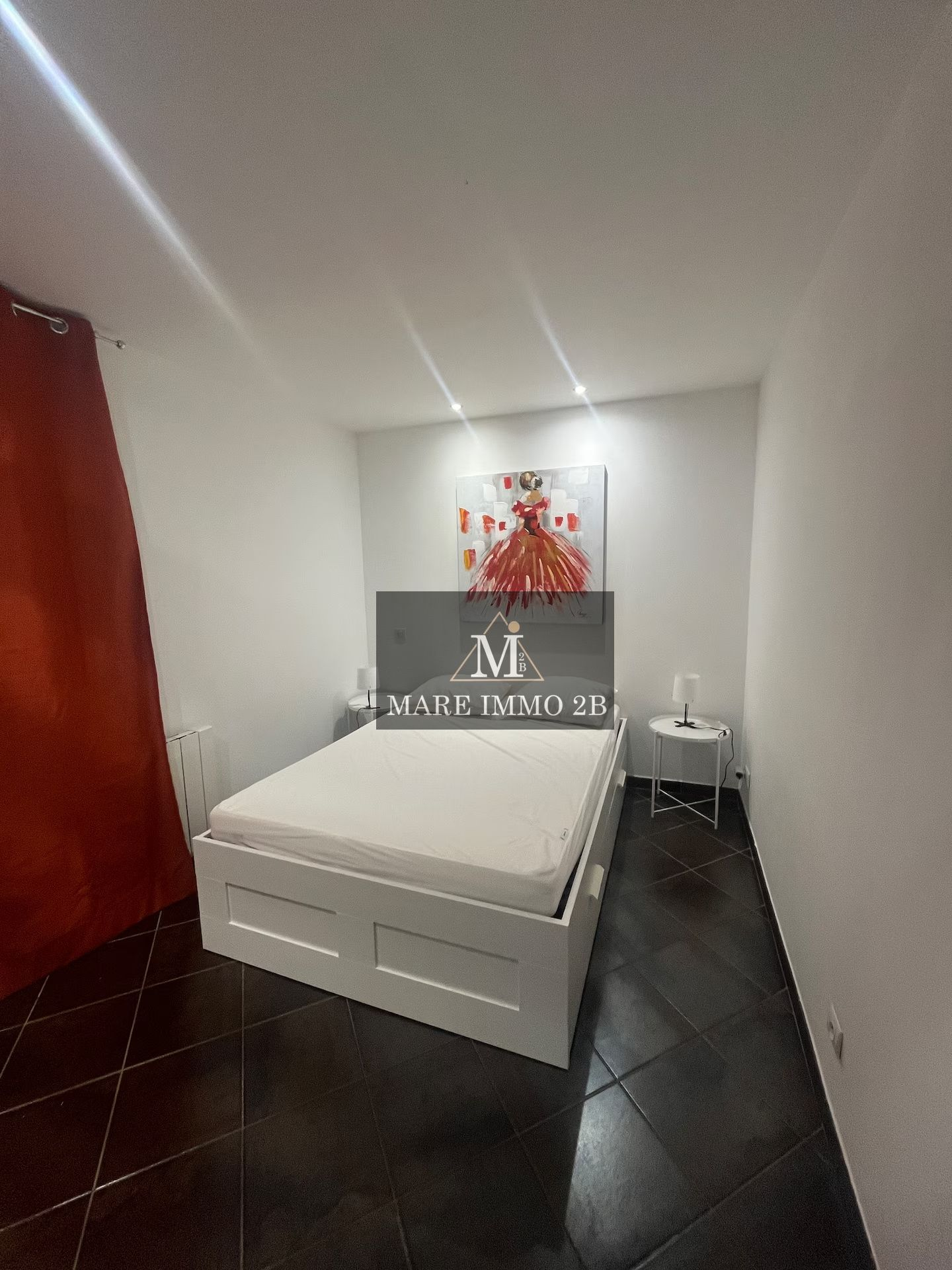 Villa contemporaine avec Piscine - Miniature 8