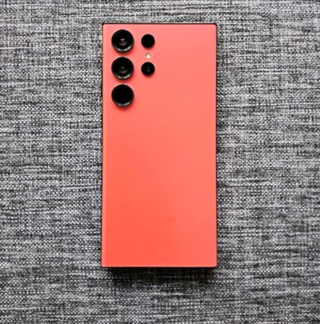 Samsung Galaxy S23 Ultra 1TB Samsung Exclusive Red Comme NEUF - Miniature 2