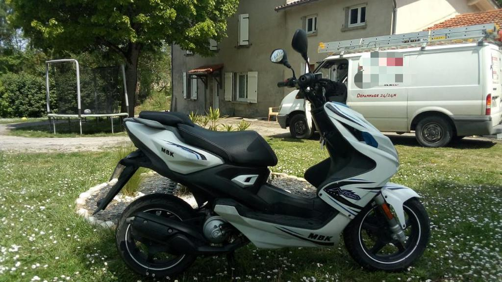 Scooter MBK Nitro à vendre - Excellent état