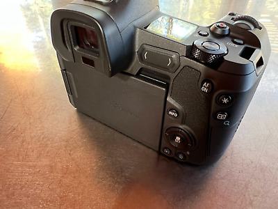 Canon EOS R 30.3 MP
