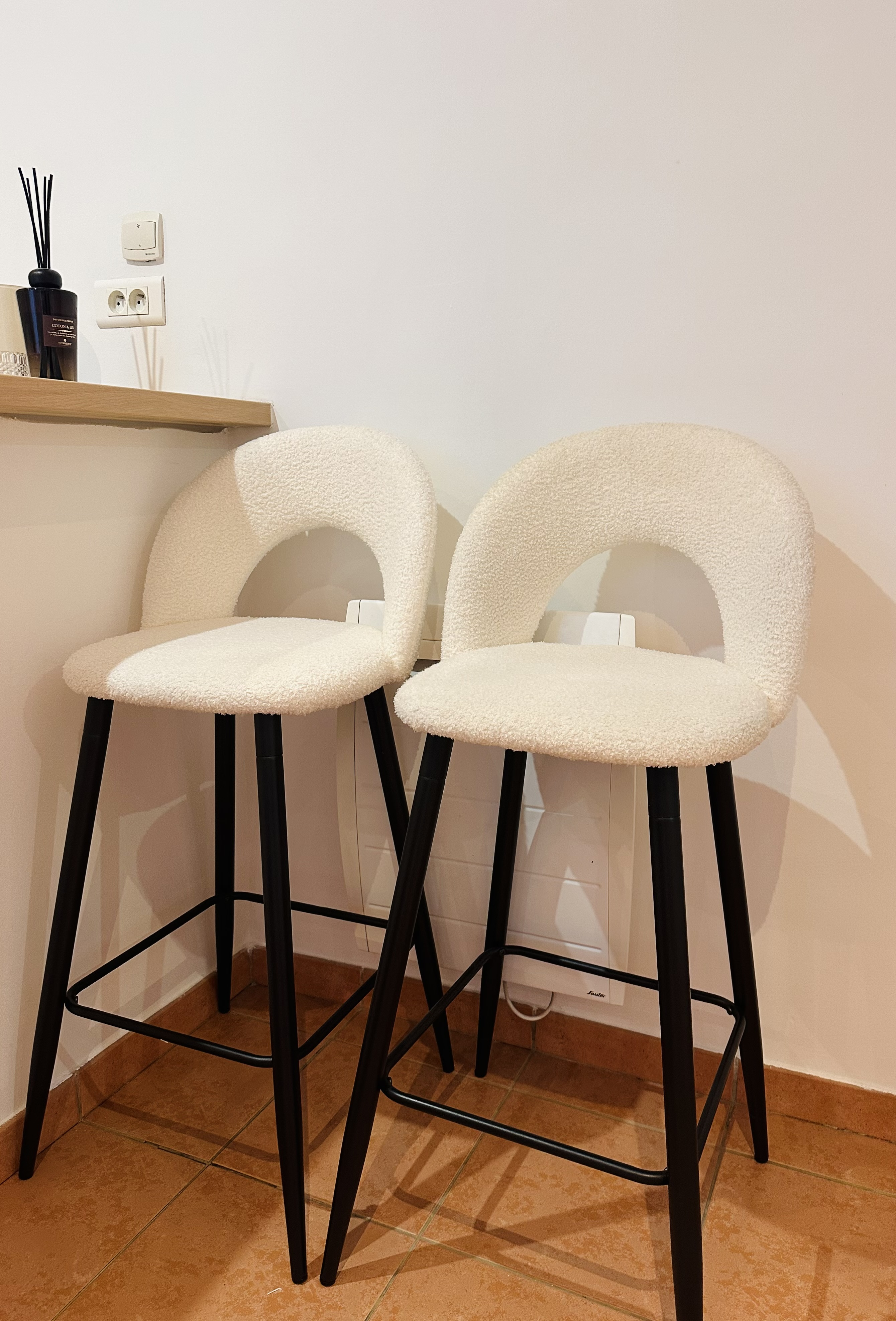 6 chaises de bar blanches Maison du Monde