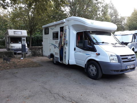 Camping car chausson - Miniature 6