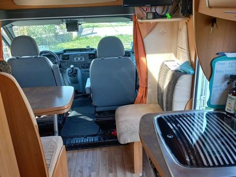 Camping car chausson - Miniature 2
