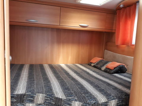 Camping car chausson - Miniature 3