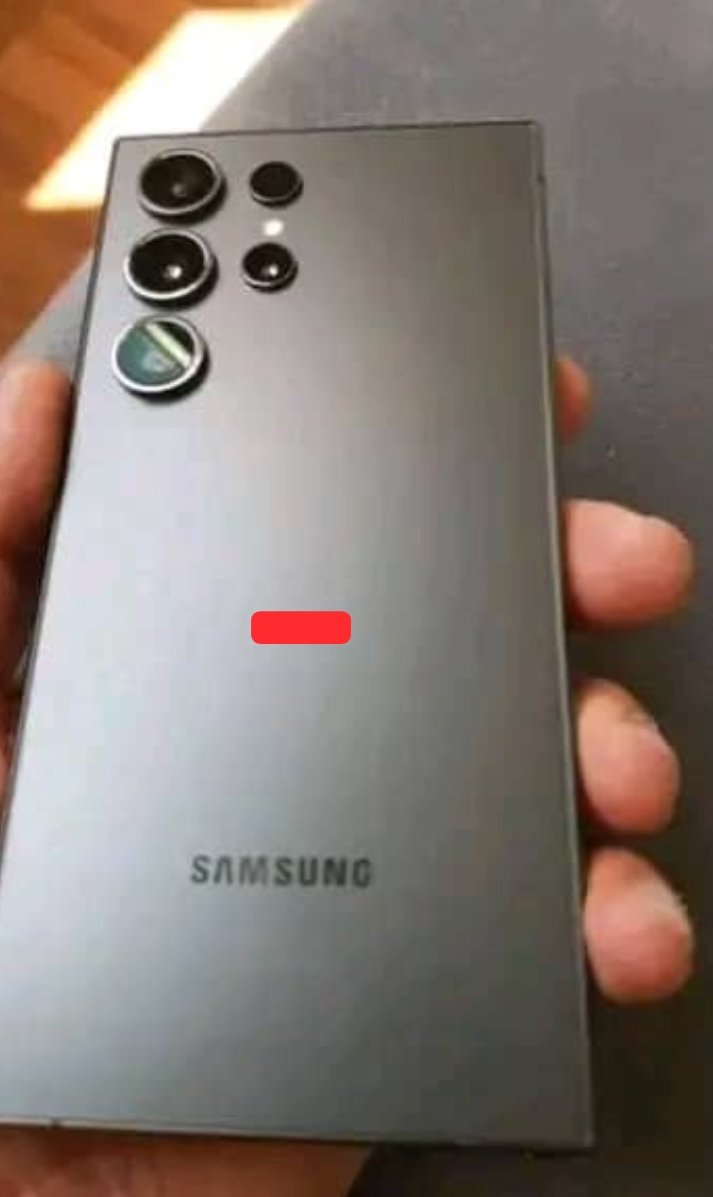 Samsung Galaxy S24 Ultra Titanium Grey avec 512 Go i
