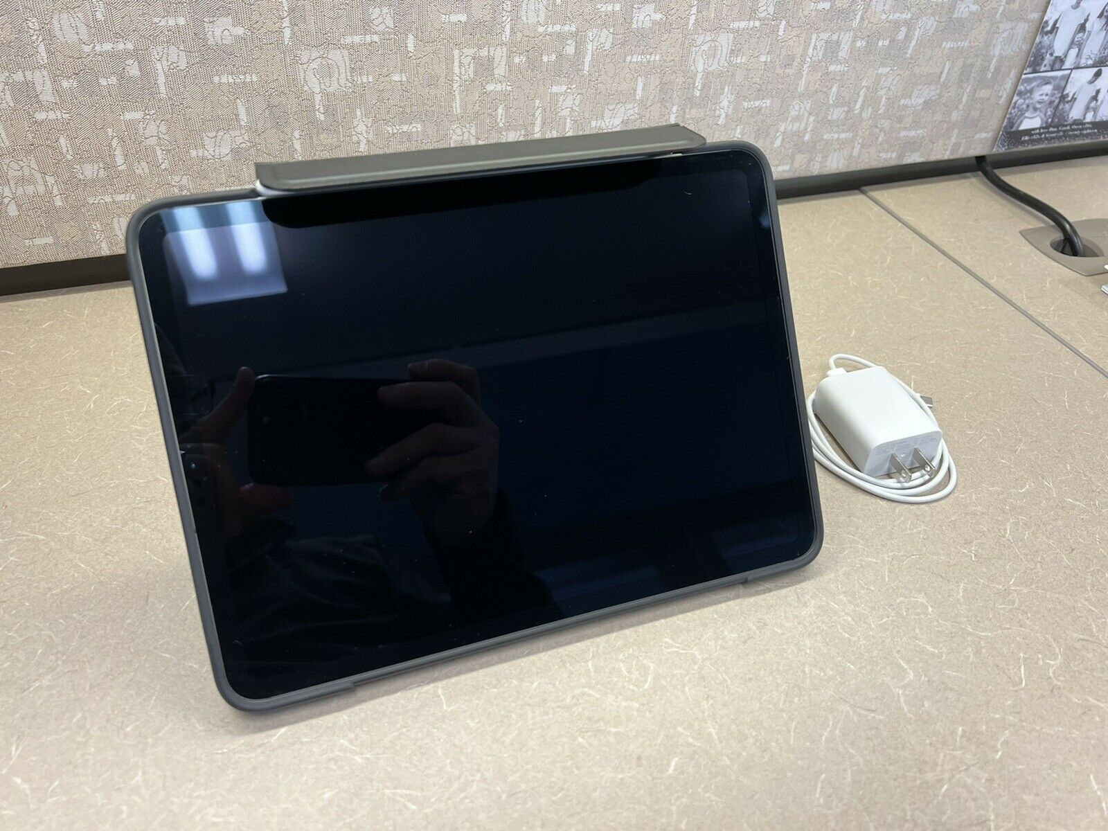 Apple iPad Pro 2ème gén 128Go,