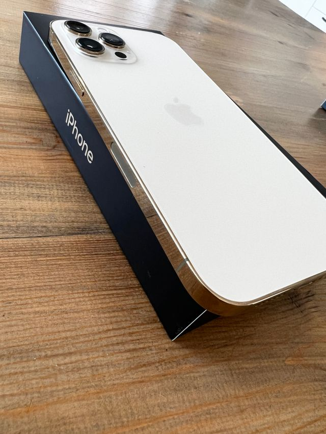 iPhone 12 pro max 128g - Miniature 2