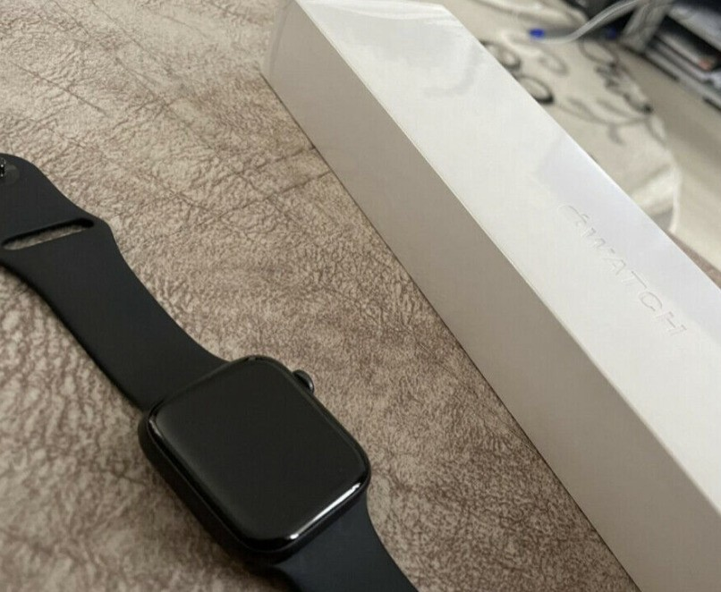 Apple Watch Series 6 44 mm Gris sidéral GPS + Facture + Garantie