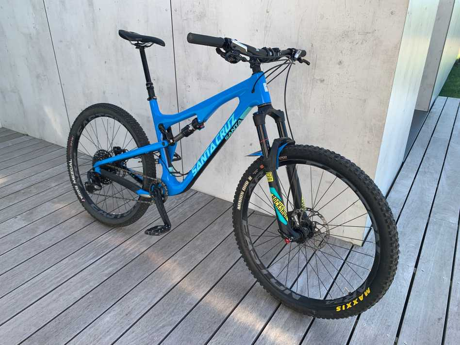 Santa cruz