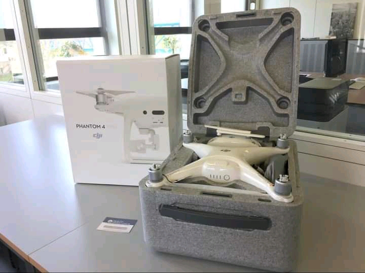 Drone DJI Phantom 4 pro