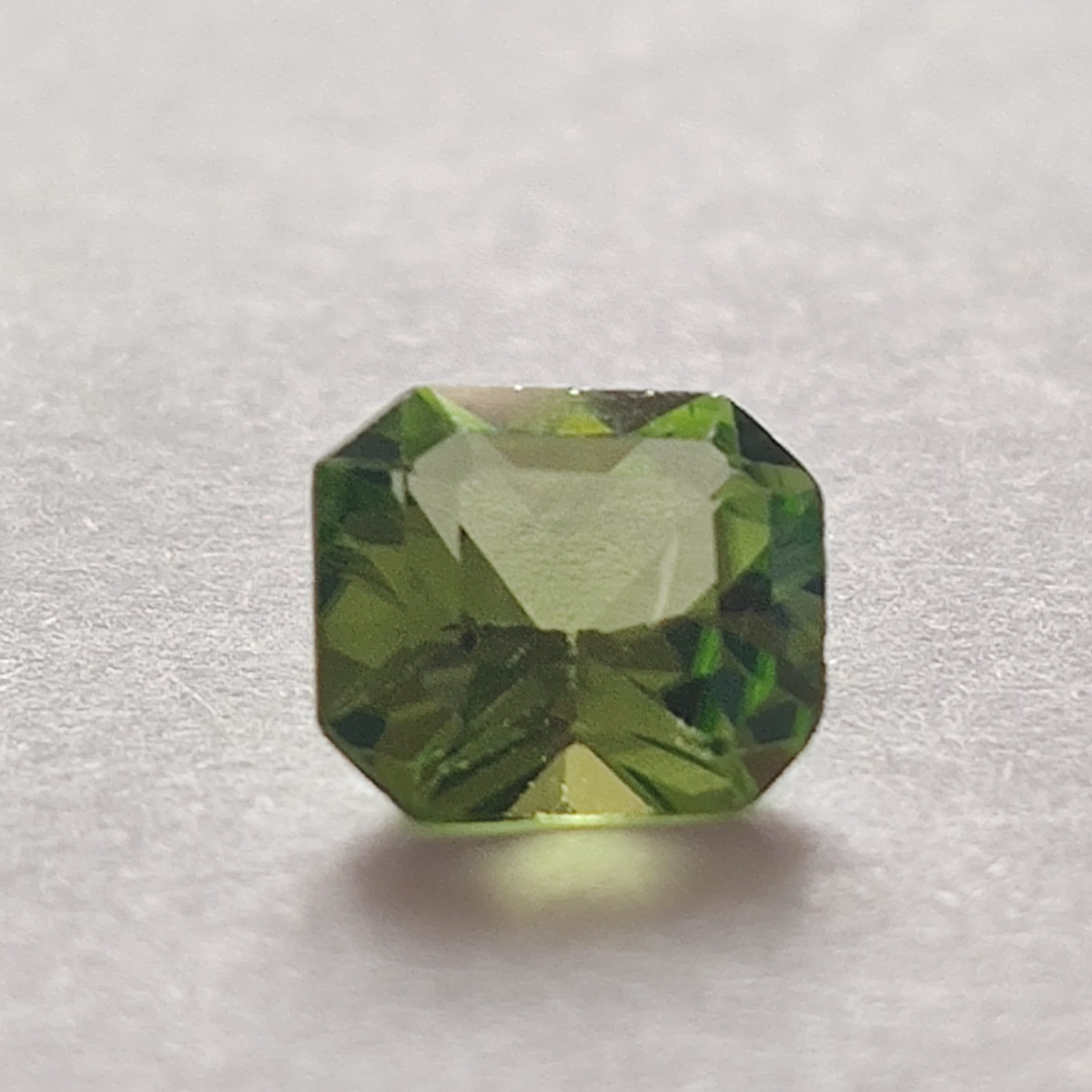 1.87 ct belle peridot 100% naturelle - Miniature 6