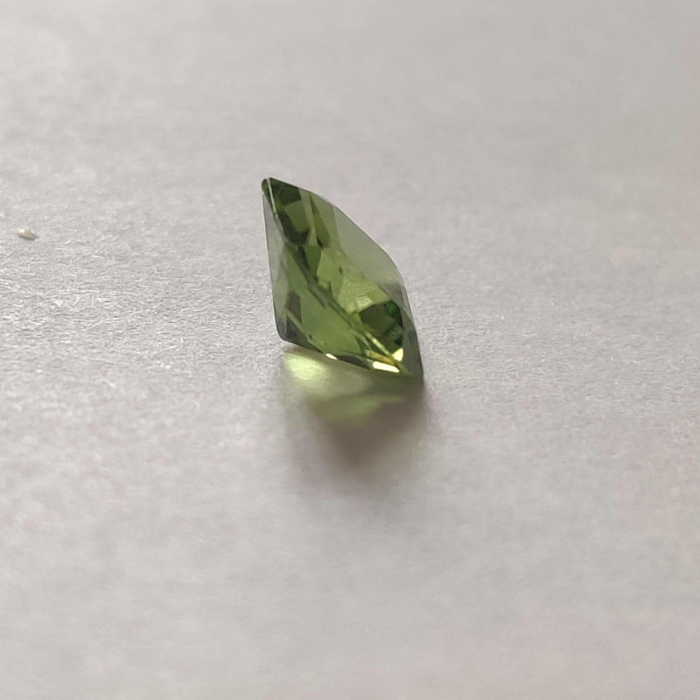 1.87 ct belle peridot 100% naturelle - Miniature 8