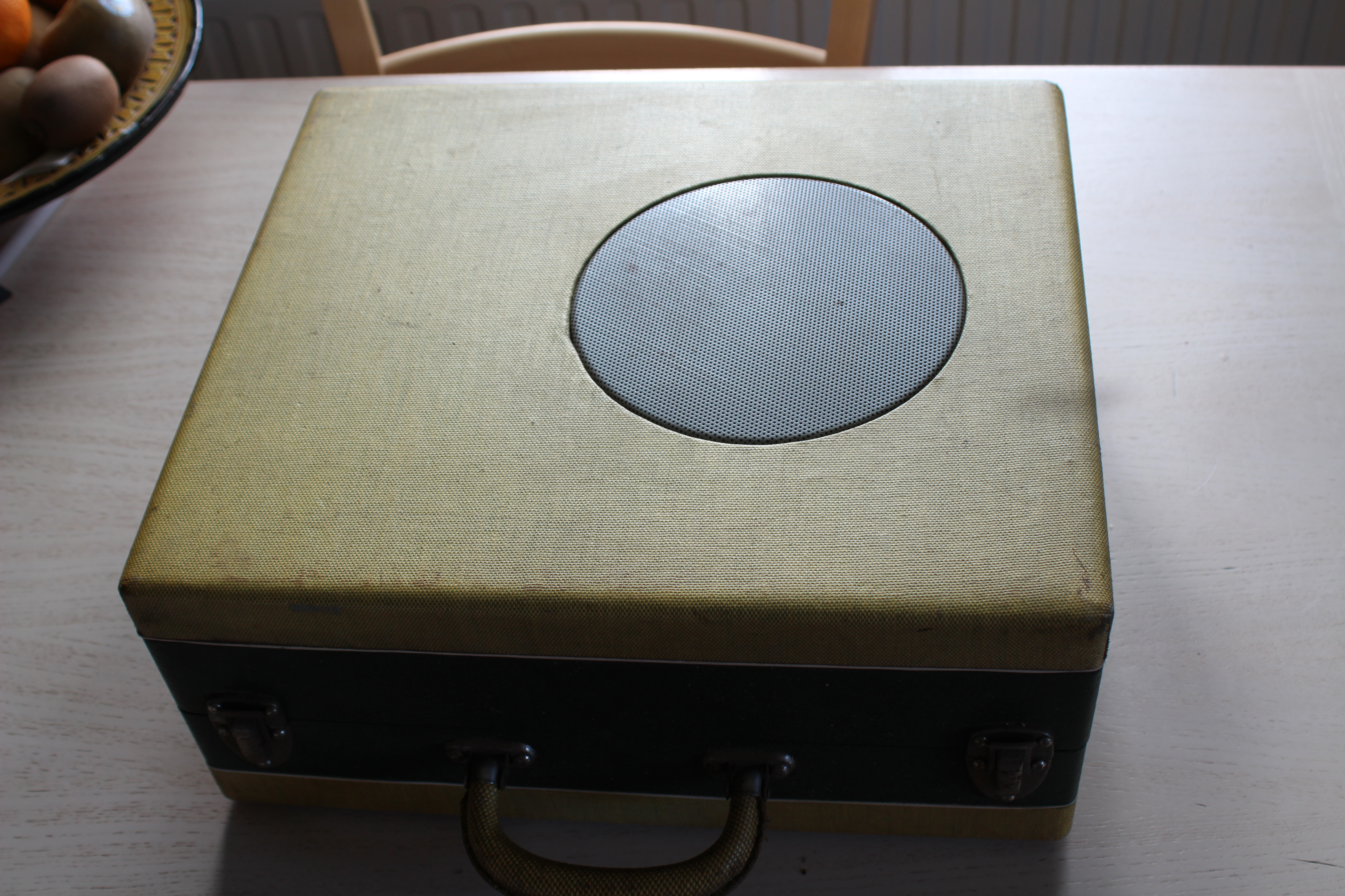 Tourne-disque années 50 vintage