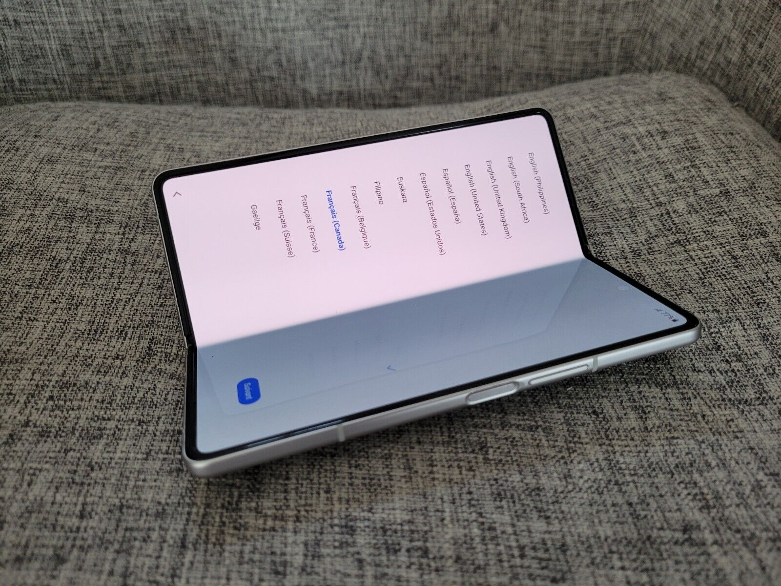 Samsung Galaxy Z Fold3 5G SM-F926B/DS - 512 Go - Phantom Silver (Déverrouillé) - Miniature 2