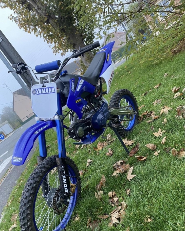 Dirt bike Yamaha