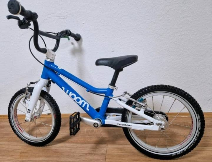 Vélo Woom 2 bleu en très bon état et fonctionne parfaitement - Miniature 4