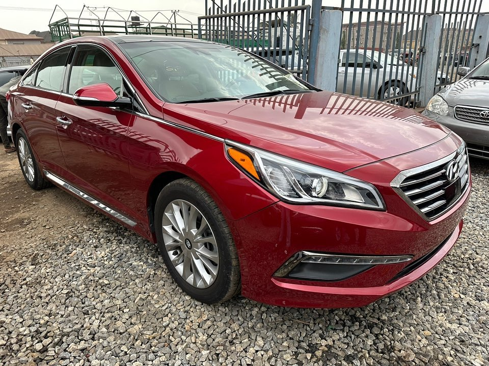 Hyundai sonate