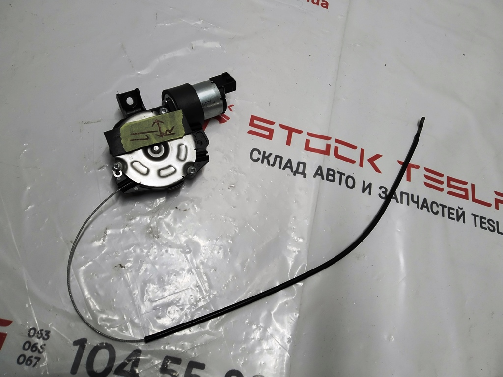 Moteur de réglage de la hauteur lombaire Tesla 1013112-03-X