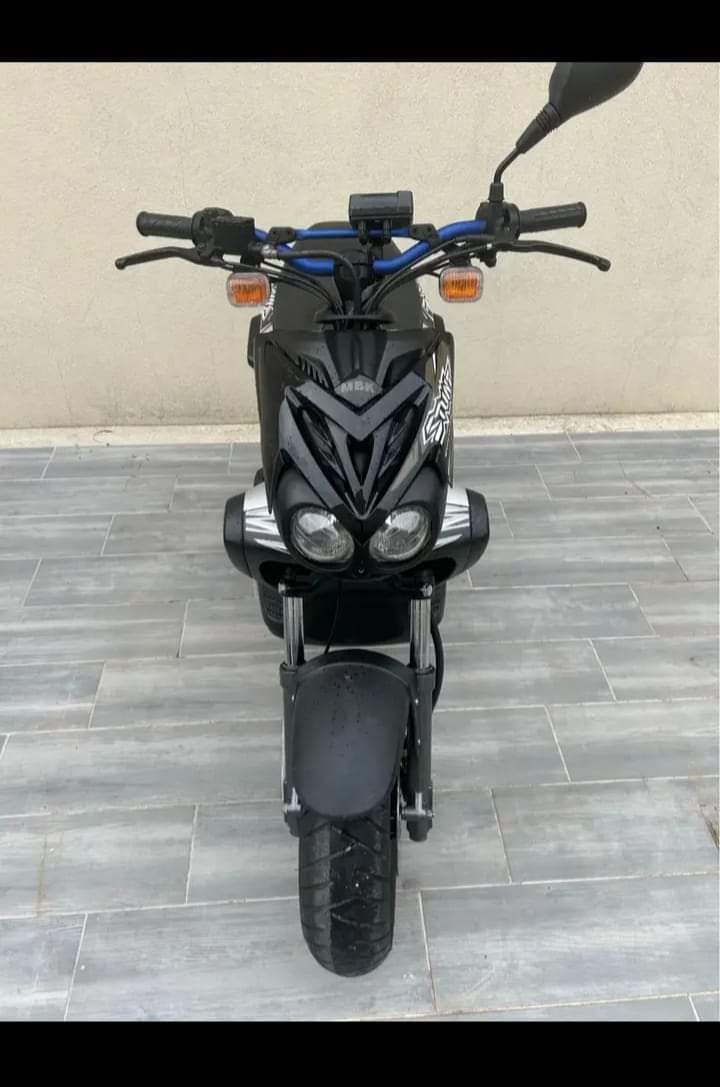 A vendre MBK STUNT 2018 état Propre