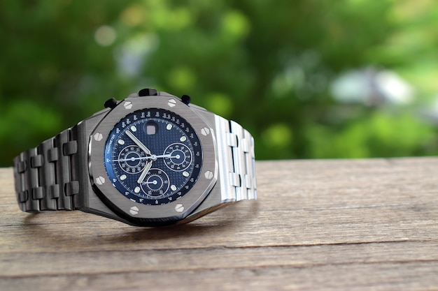 Montre de luxe à vendre