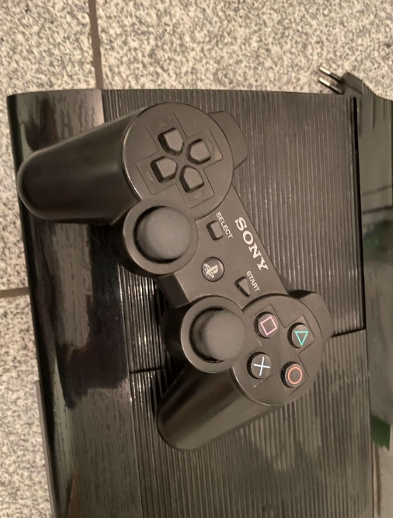 PS3 etat neuf avec câble de liaison - Miniature 7
