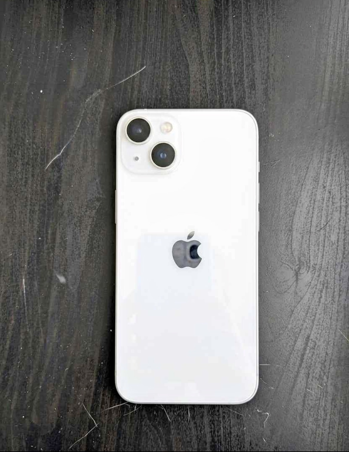 iPhone 13 128 Go en bon état