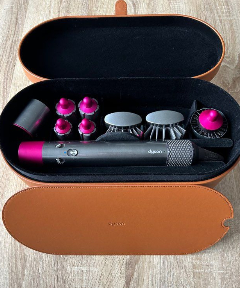 Dyson airwrap